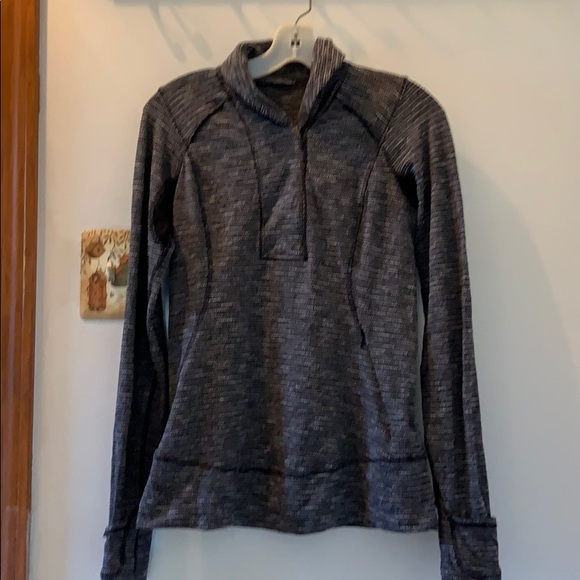 lululemon athletica Tops - Lululemon workout top